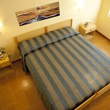 Hotel Moderna Parma