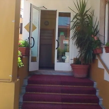 Hotel Moderna Parma