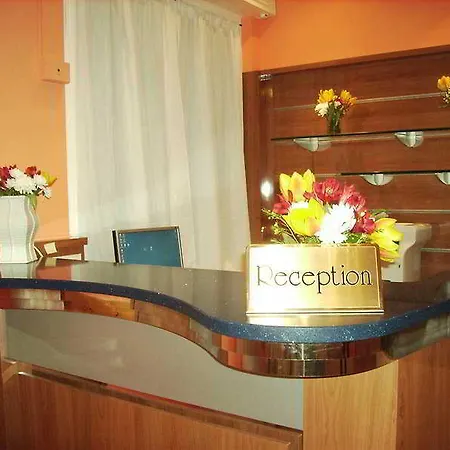 Moderna Szálloda 3*