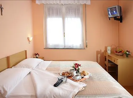 Moderna Ξενοδοχείο Πάρμα