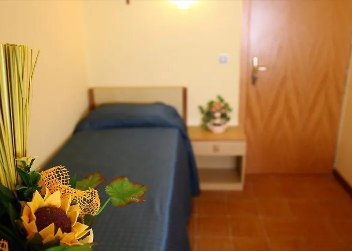 Hotel Moderna 3*