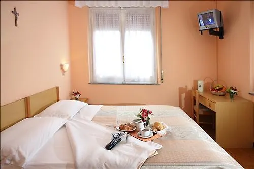 Moderna Szálloda Parma